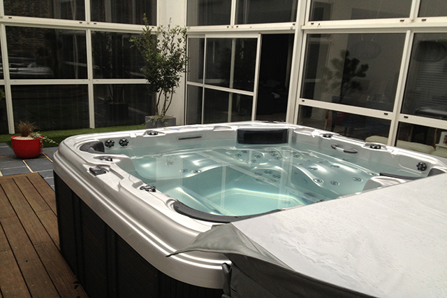 Generaliste Habitat Piscines Piscines Et Spa A Juigne Sur Loire En Maine Et Loire 49 Spa M. Marchand