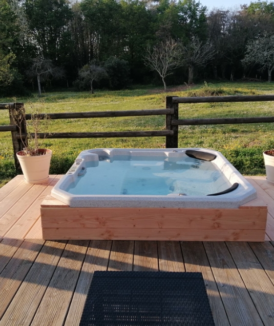 Generaliste Habitat Piscines Piscines Et Spa A Juigne Sur Loire En Maine Et Loire 49 Spa San Marino