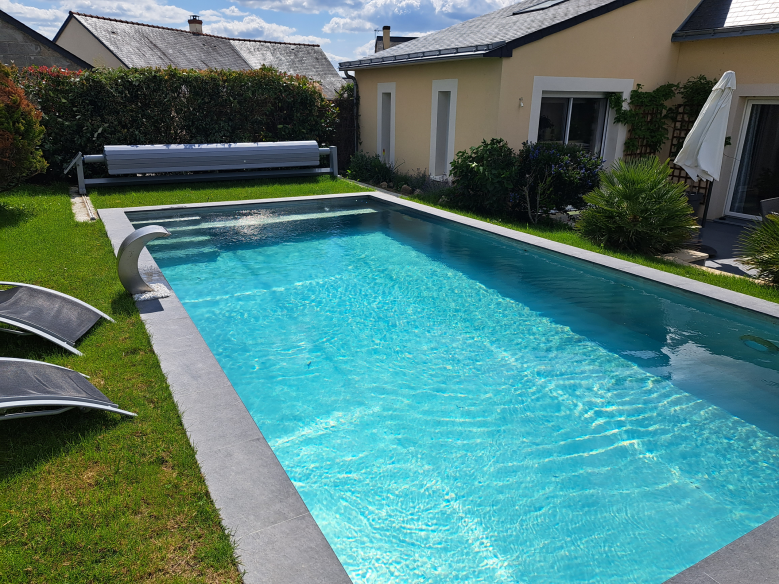 Generaliste Habitat Piscines Piscines Et Spa A Juigne Sur Loire En Maine Et Loire 49 M.Henry 
