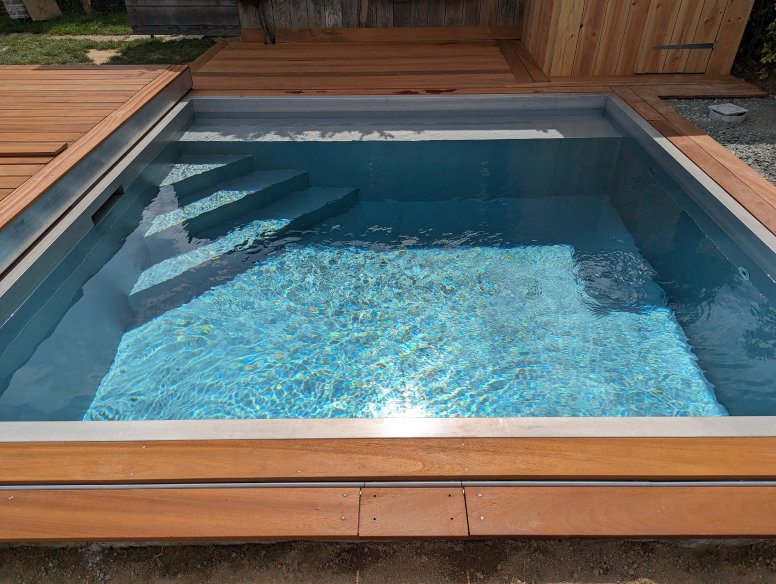Generaliste Habitat Piscines Piscines Et Spa A Juigne Sur Loire En Maine Et Loire 49 M.Lory 